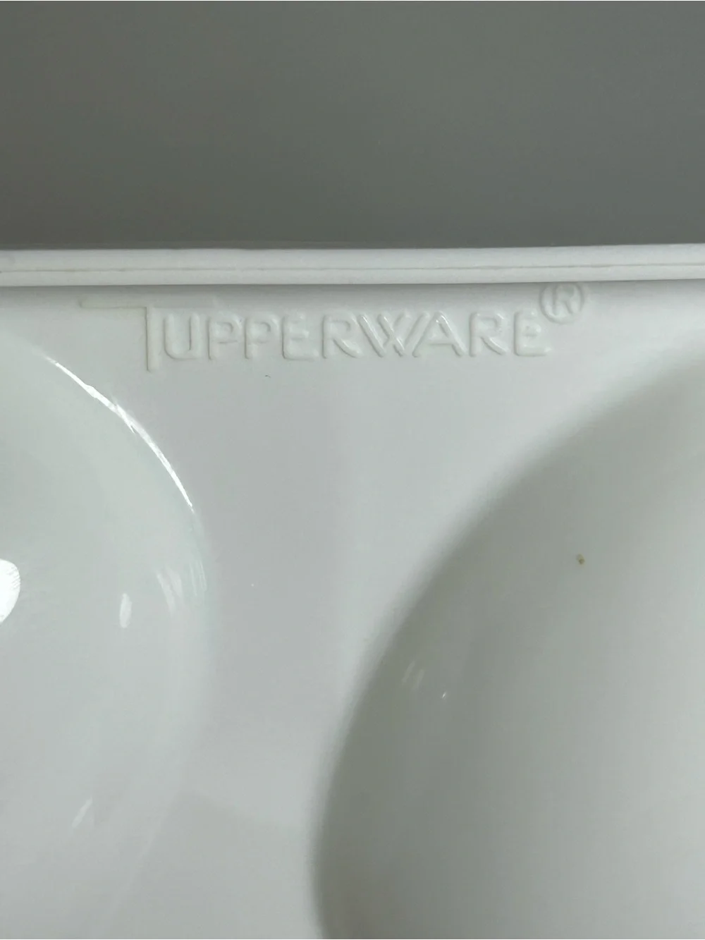 Tupperware 665-6 Deviled Egg Tray Keeper Inserts Holds 8 Eggs Replacement White